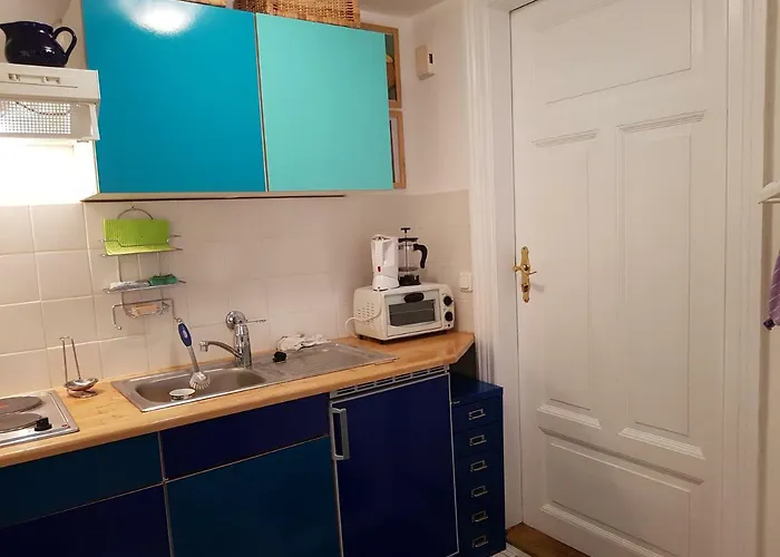 Studio- Kokon- Kellerwohnung * Brémy